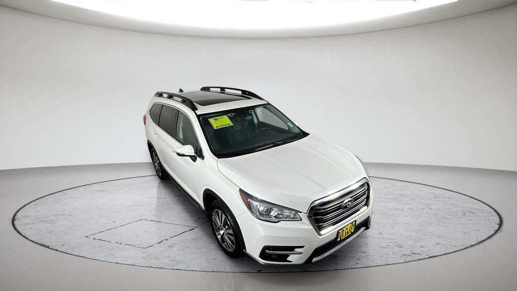 Used 2022 Subaru Ascent Limited w/ Technology Package AWD/4WD image 2