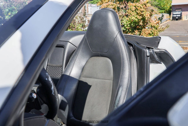 Used 2017 Jaguar F-TYPE Convertible image 35