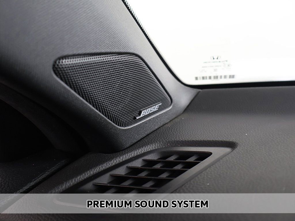 Used 2024 Honda CR-V Sport Touring image 5