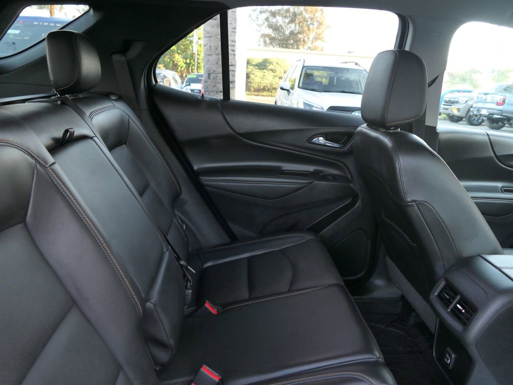 Used 2020 Chevrolet Equinox Premier w/ Premier Redline Edition image 27