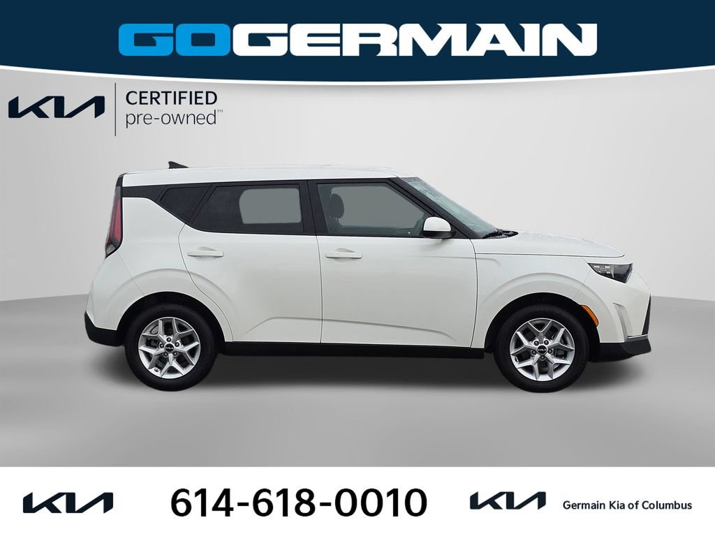 Certified 2025 Kia Soul LX w/ LX Technology Package FWD image 7