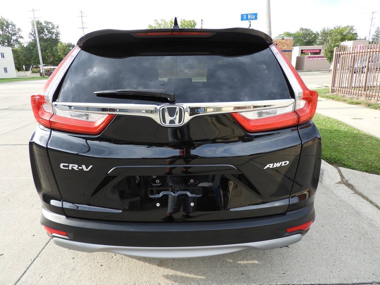 Used 2018 Honda CR-V EX image 7