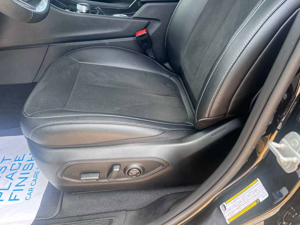 Certified 2025 Jeep Grand Cherokee Altitude RWD image 17