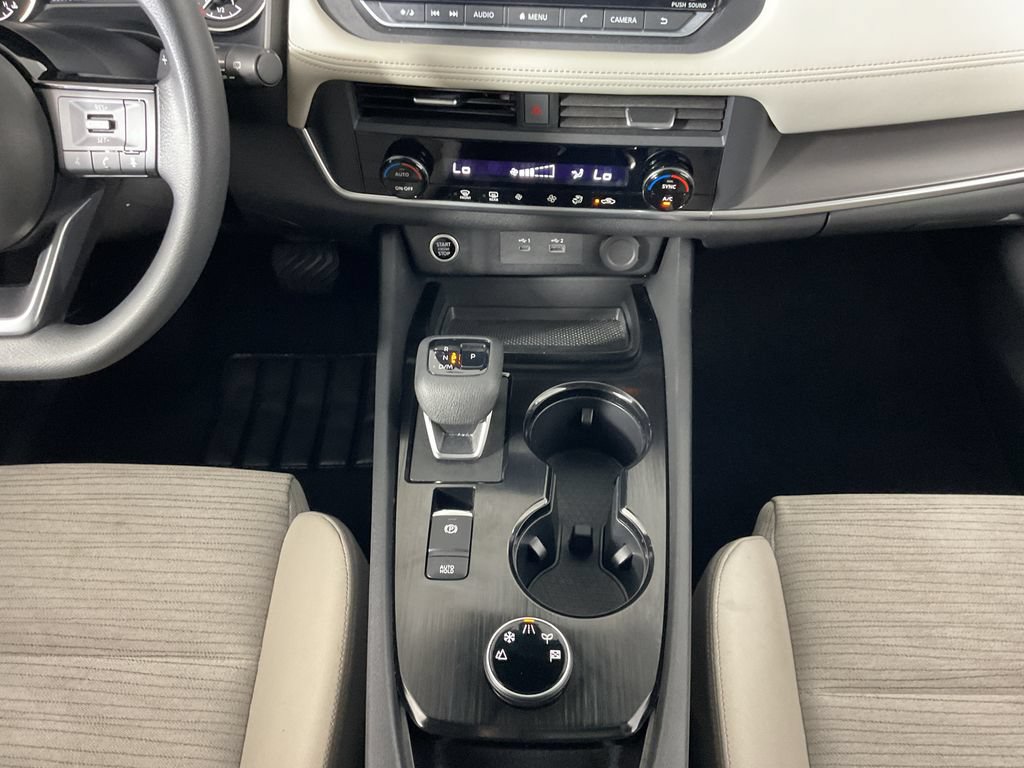 Used 2023 Nissan Rogue SV AWD/4WD image 14