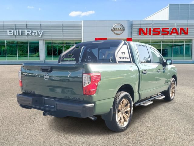 Used 2024 Nissan Titan SV w/ SV Bronze Edition Package AWD/4WD image 4