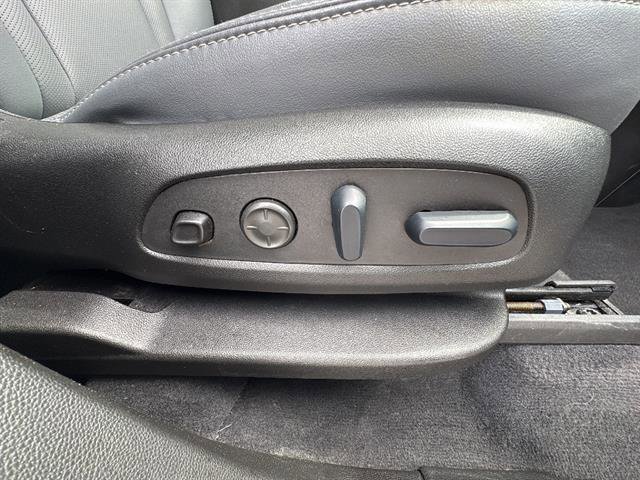 Used 2024 Buick Enclave Premium image 11