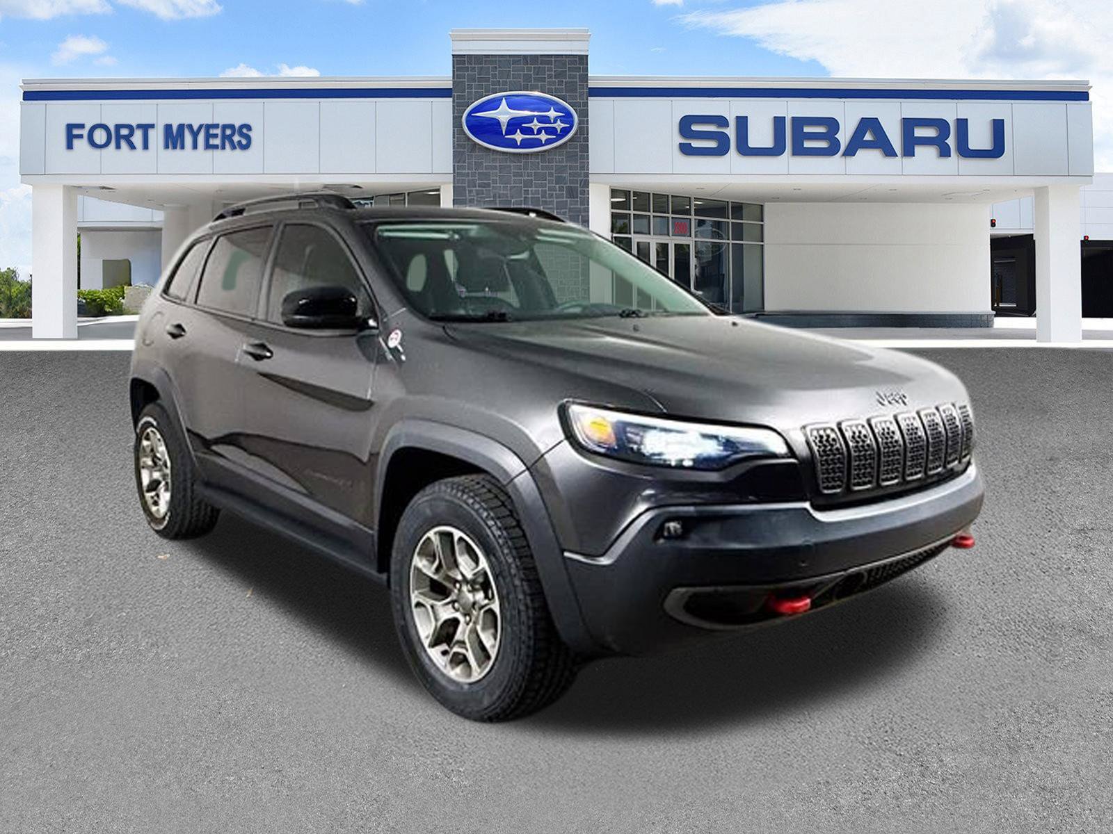 Used 2022 Jeep Cherokee Trailhawk AWD/4WD image 1
