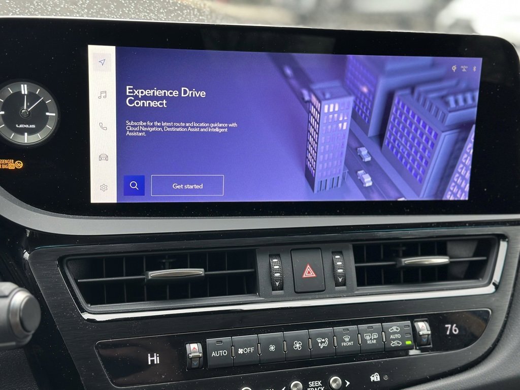 Certified 2023 Lexus ES 300h w/ Premium Package image 10