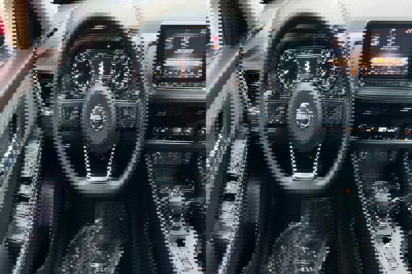 Certified 2022 Nissan Rogue SV image 16