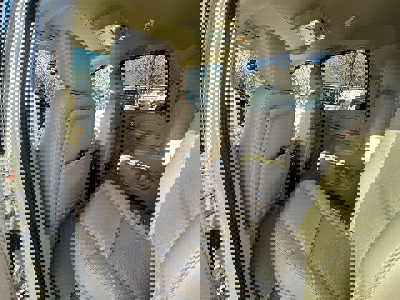 Used 2014 Cadillac Escalade ESV Premium image 29