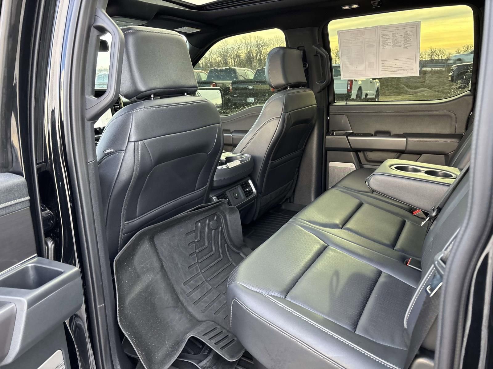 Used 2025 Ford F150 Lariat w/ Equipment Group 501A Mid image 31