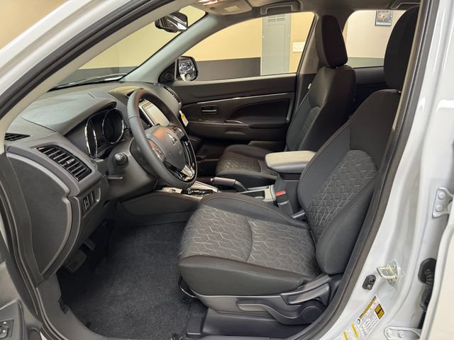 New 2026 Mitsubishi Outlander Sport LE AWD/4WD image 8