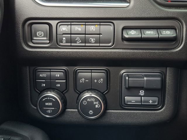 Certified 2023 Chevrolet Tahoe High Country AWD/4WD image 31