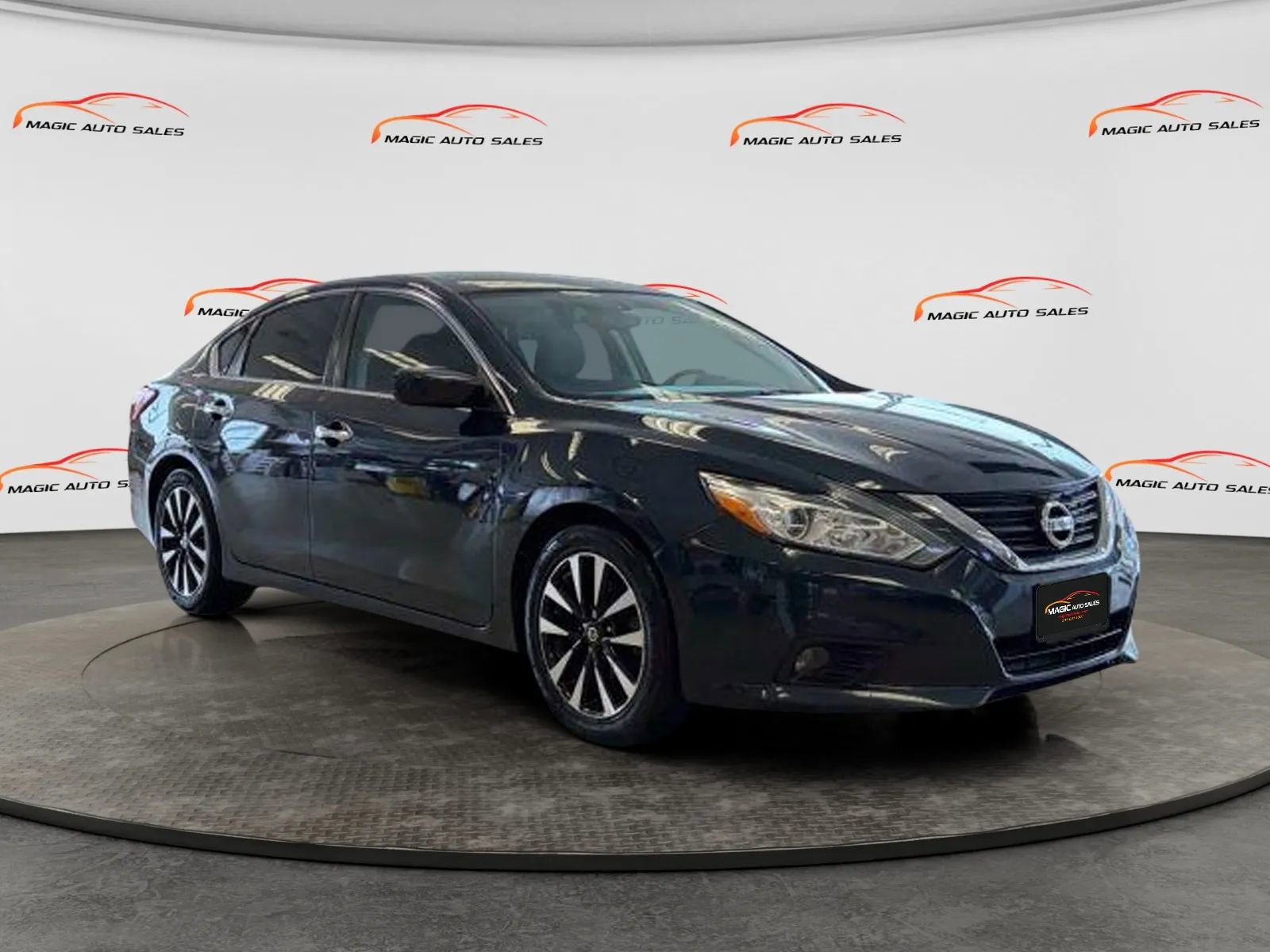 Used 2018 Nissan Altima 2.5 SV FWD image 3