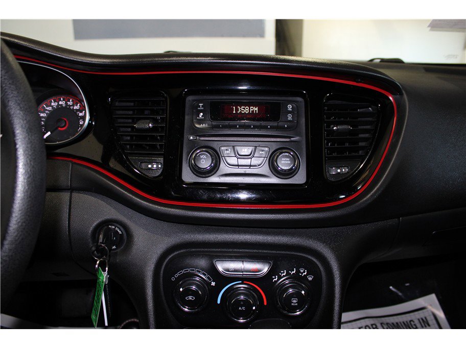 Used 2016 Dodge Dart SXT image 30