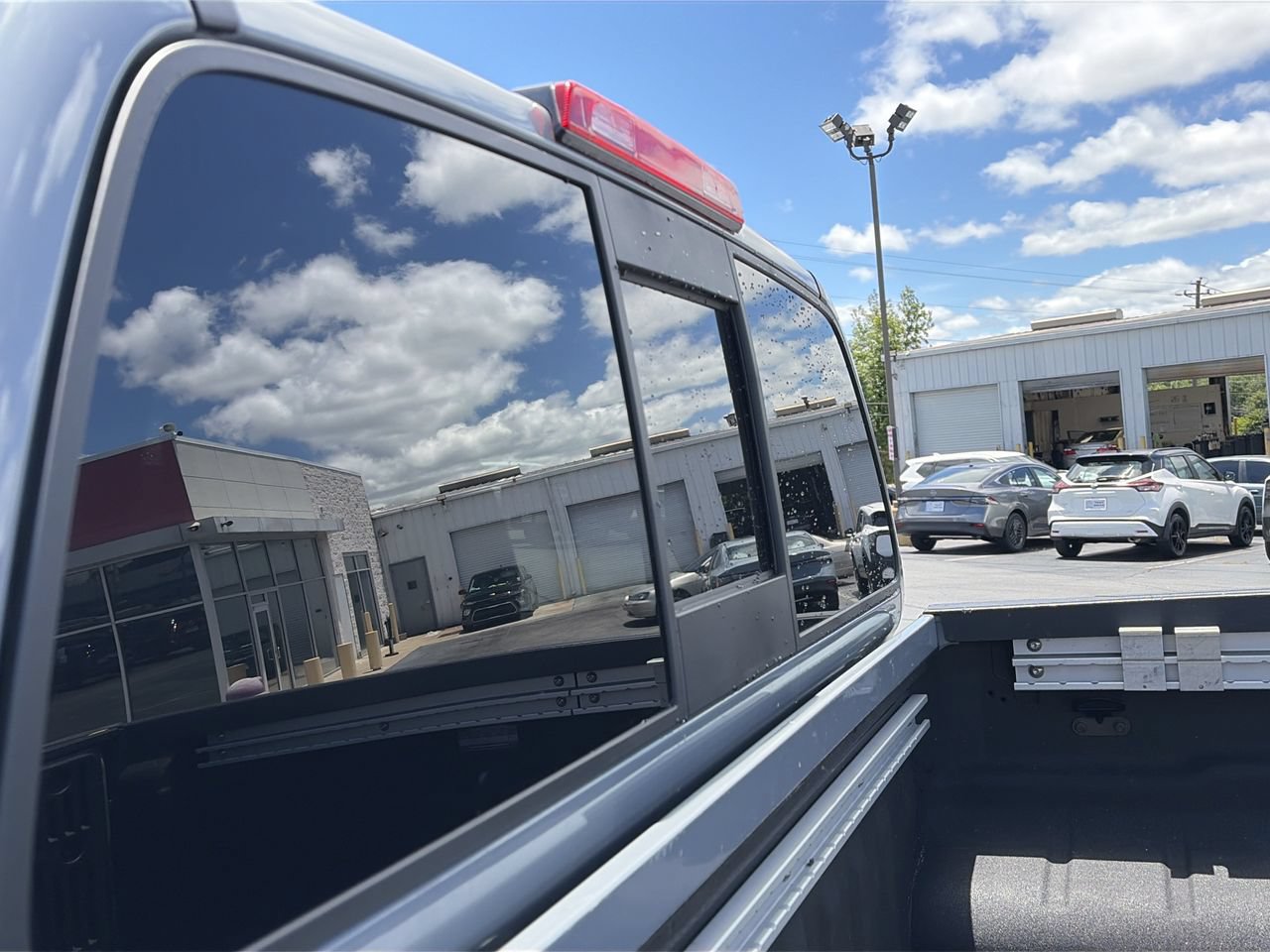 Used 2024 Nissan Frontier Pro-X w/ Pro Convenience Package RWD image 30