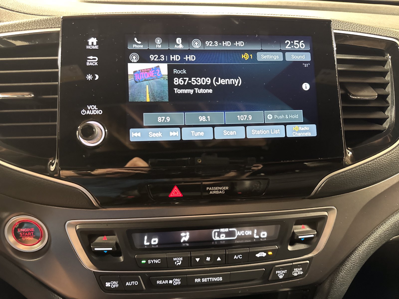 Certified 2023 Honda Passport EX-L image 17