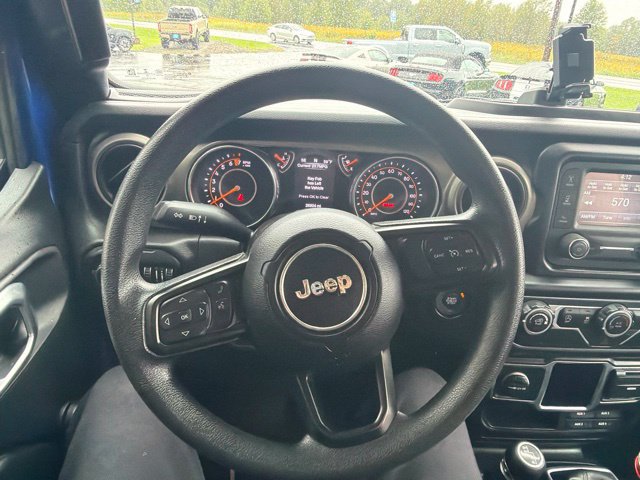 Used 2019 Jeep Wrangler Sport AWD/4WD image 12