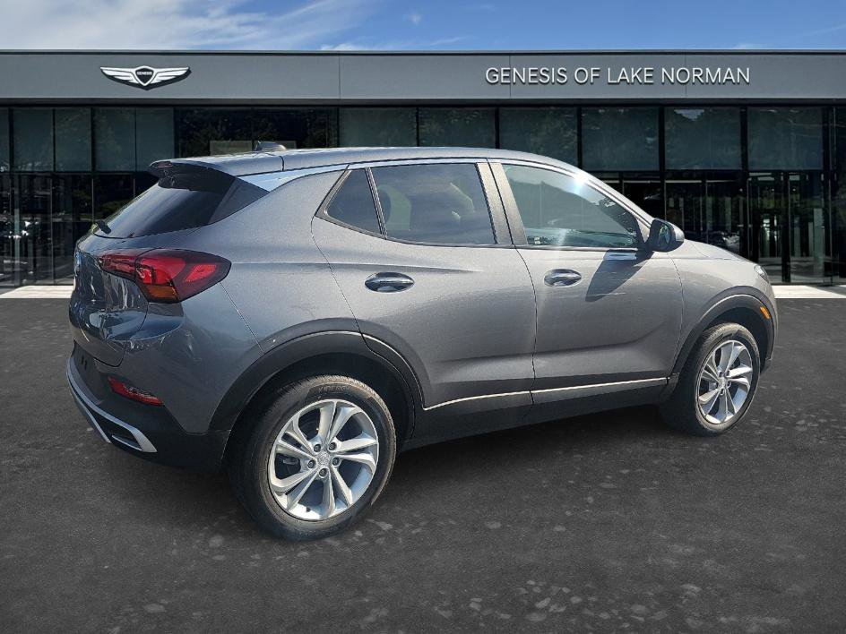 Used 2022 Buick Encore GX Preferred w/ Cold Weather Comfort Package AWD/4WD image 5