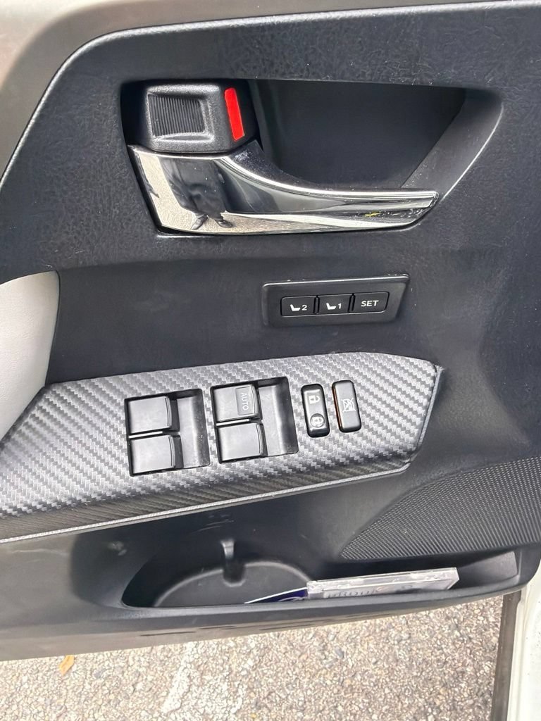 Used 2014 Toyota RAV4 Limited FWD image 14