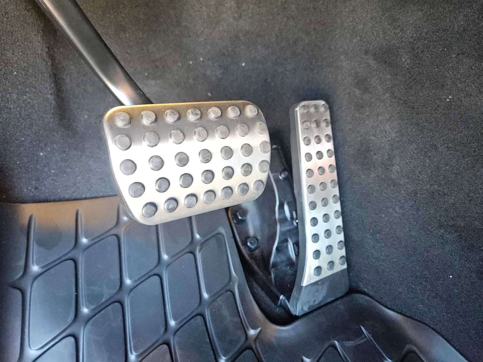 New 2026 Mercedes-Benz GLE 53 AMG 4MATIC Coupe image 18