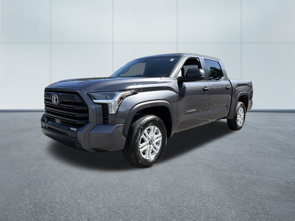 Used 2026 Toyota Tundra SR5 AWD/4WD image 2