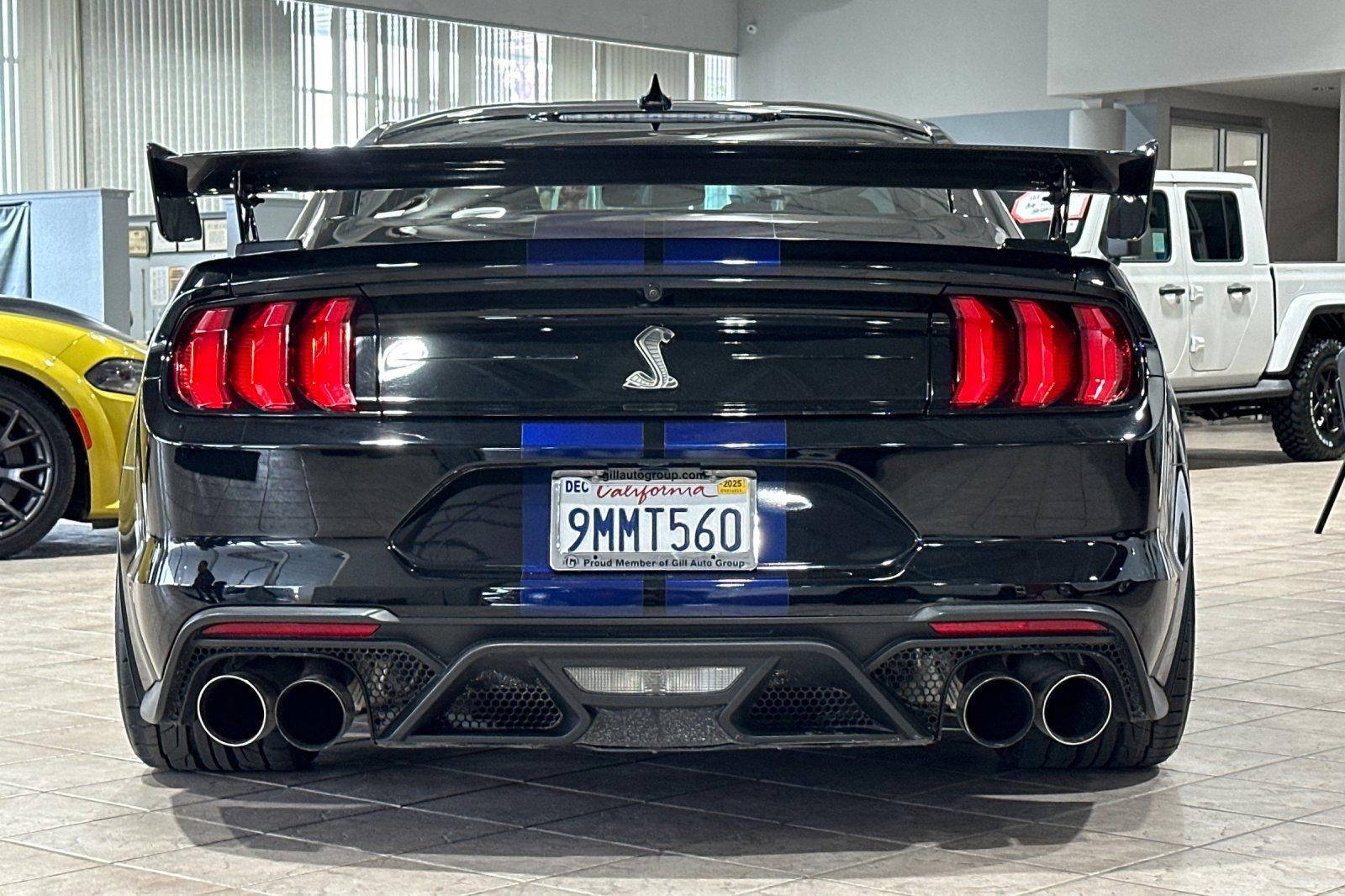 Used 2020 Ford Mustang Shelby GT500 w/ Carbon Fiber Track Pack image 5