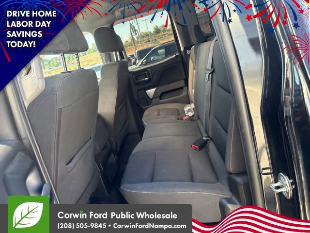 Used 2017 Chevrolet Silverado 1500 LT w/ Midnight Edition AWD/4WD image 11