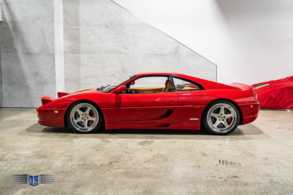 Used 1995 Ferrari F355 Berlinetta RWD image 10