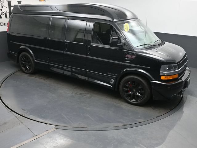 Used 2025 Chevrolet Express 2500 Extended w/ Driver Convenience Package RWD image 54