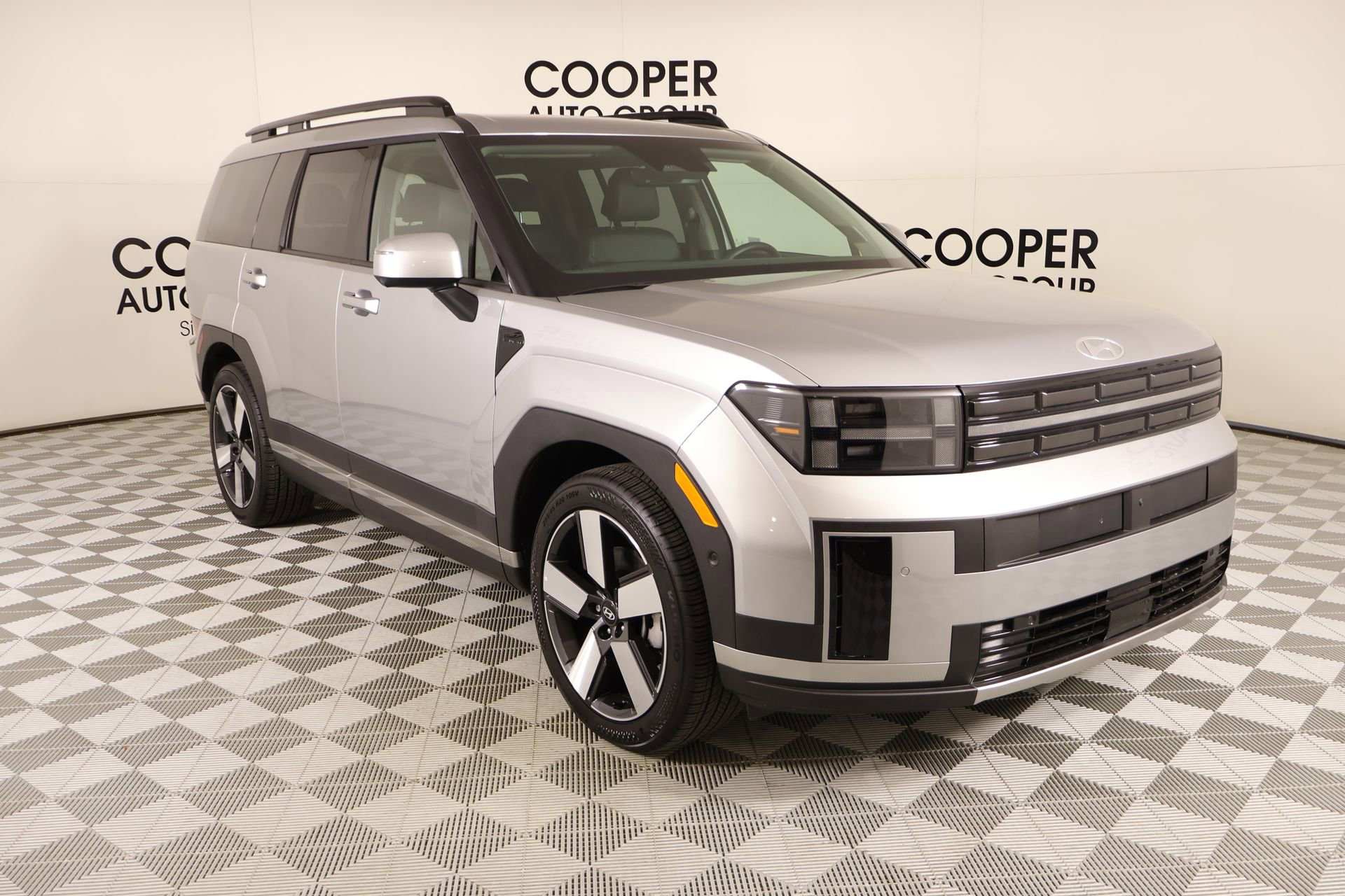 Certified 2025 Hyundai Santa Fe Limited image 1