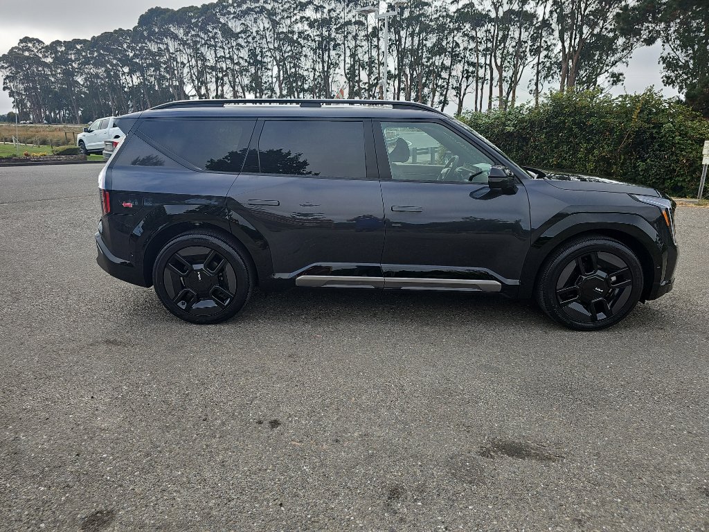 New 2026 Kia EV9 GT-Line image 8