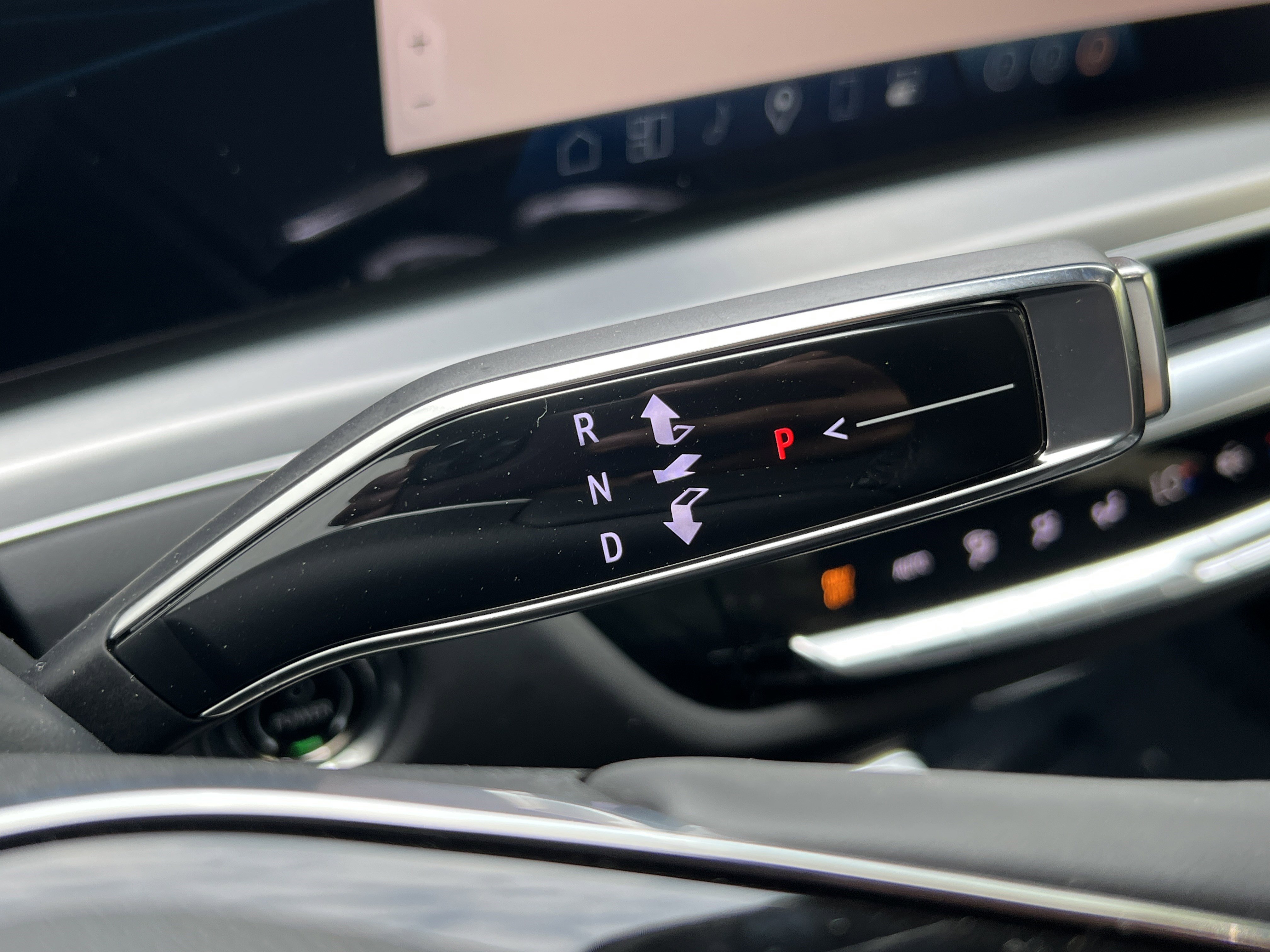 New 2025 Cadillac Lyriq Luxury image 33