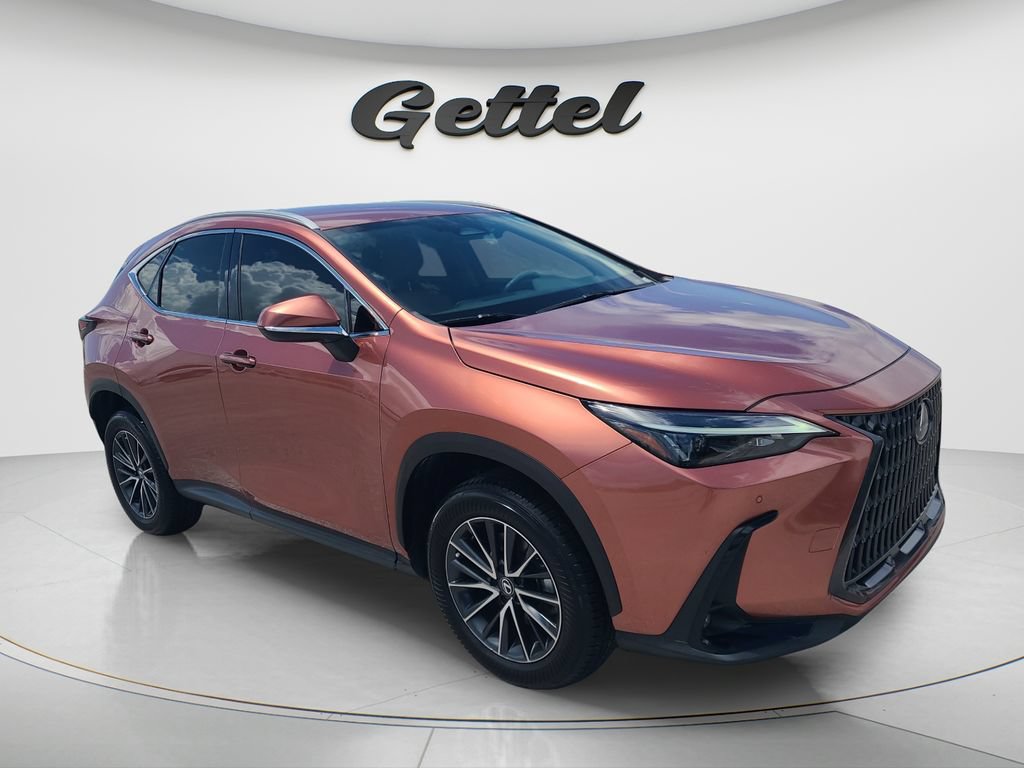 Used 2025 Lexus NX 250 FWD w/ Towing Package (2000 Lbs) image 3