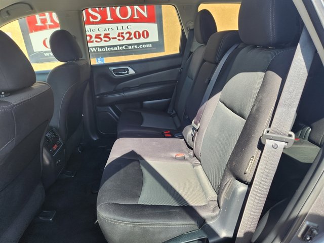 Used 2020 Nissan Pathfinder SV AWD/4WD image 9