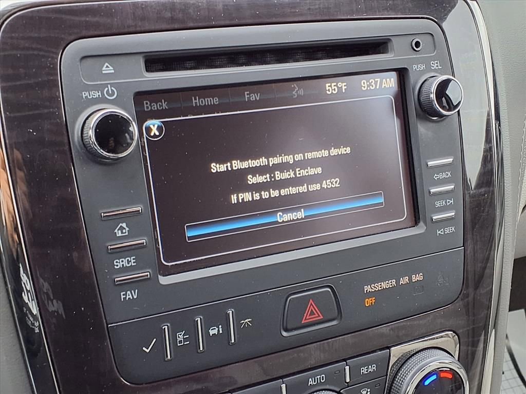 Used 2015 Buick Enclave Leather image 6