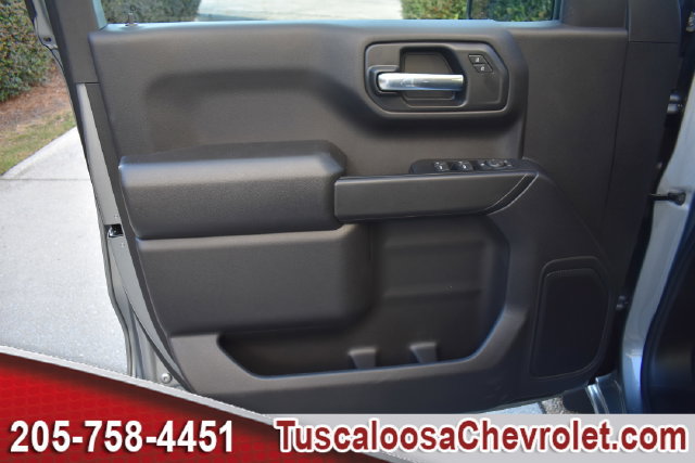 New 2026 Chevrolet Silverado 1500 Custom w/ LPO, Dark Essentials Package AWD/4WD image 12