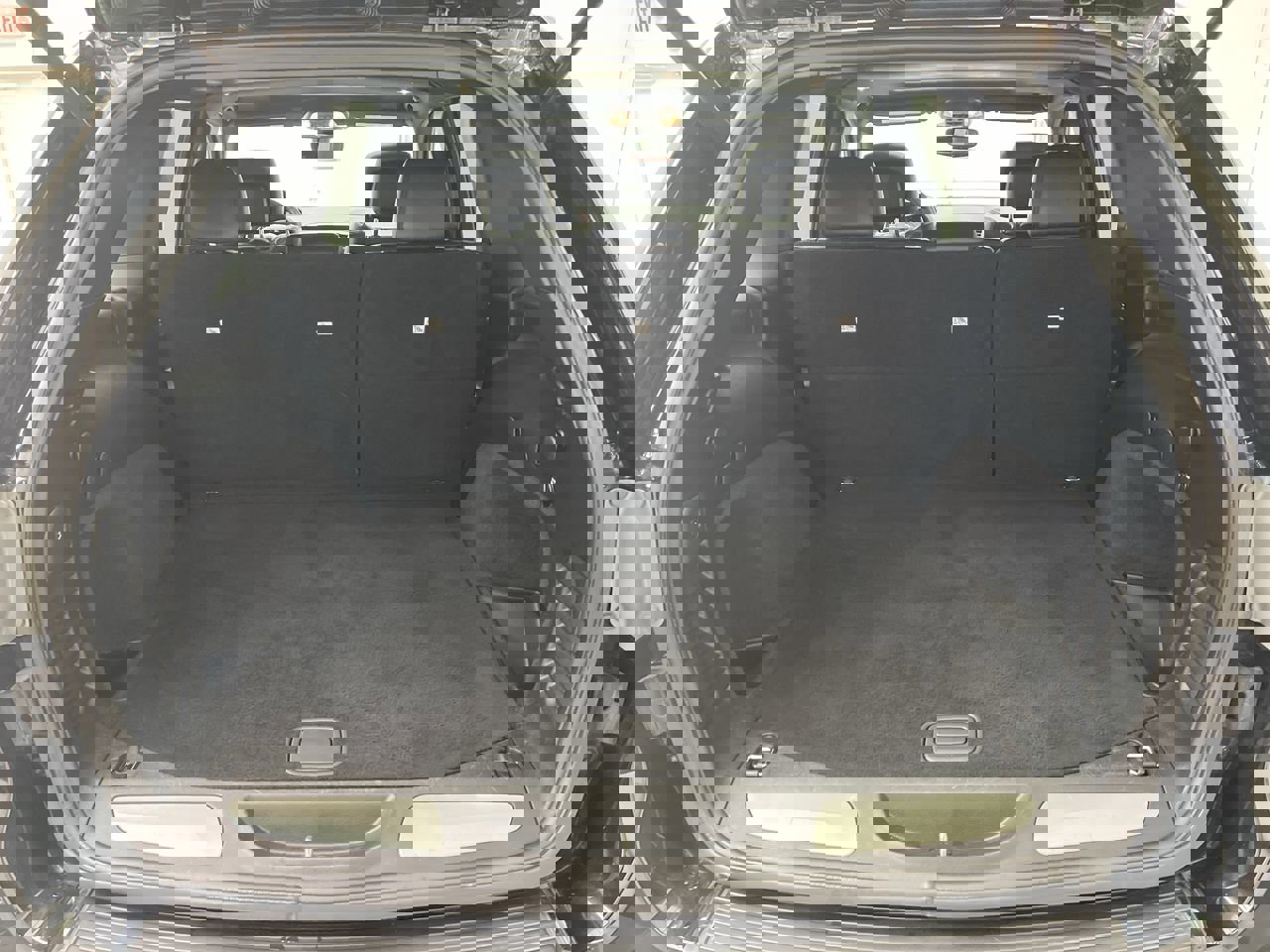 Used 2018 Jeep Grand Cherokee Limited image 30