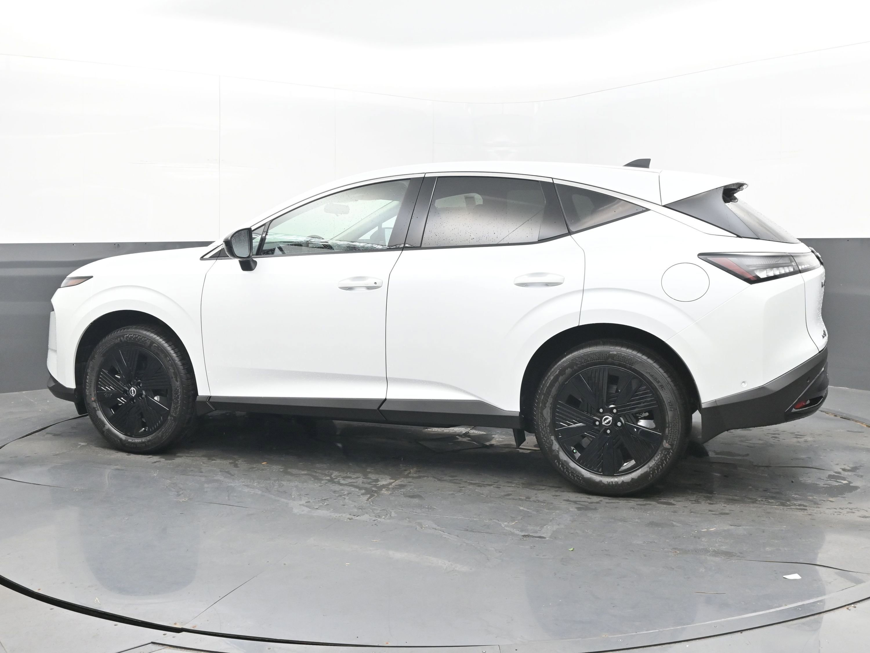 New 2025 Nissan Murano SV image 5