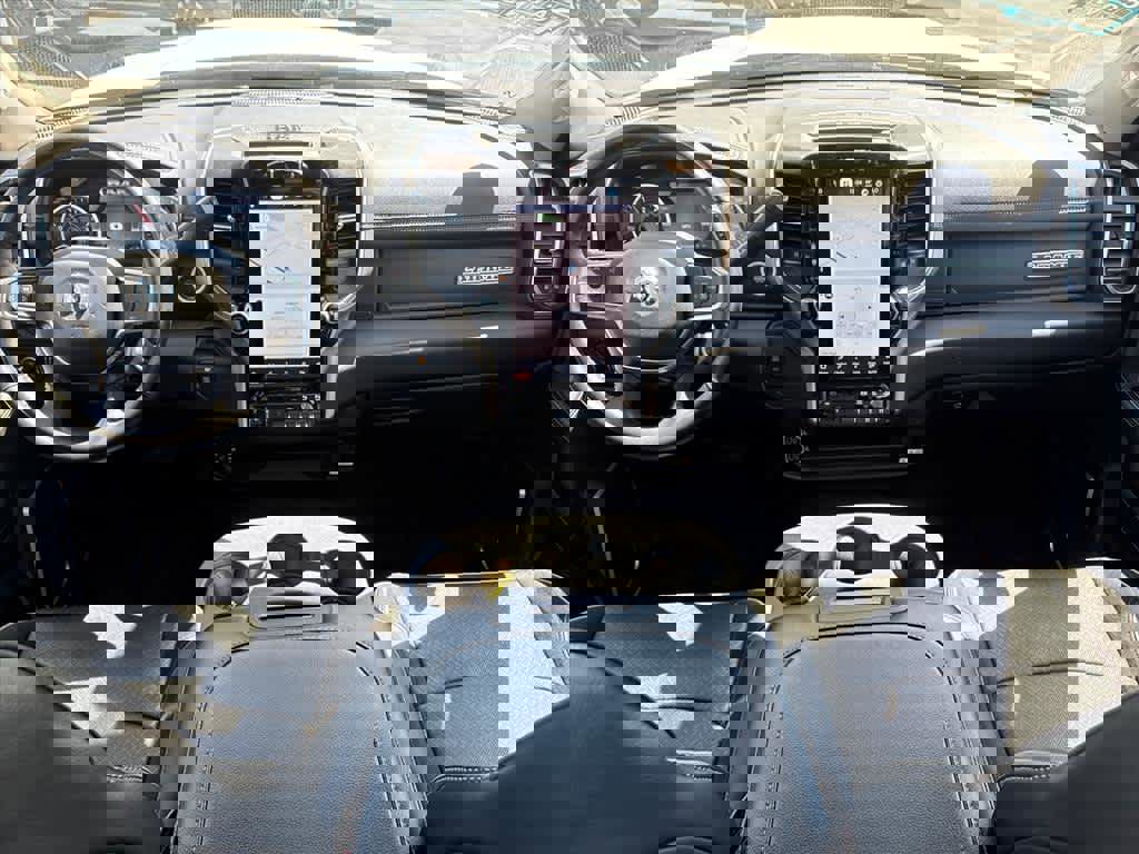 Used 2024 RAM 2500 Laramie image 11