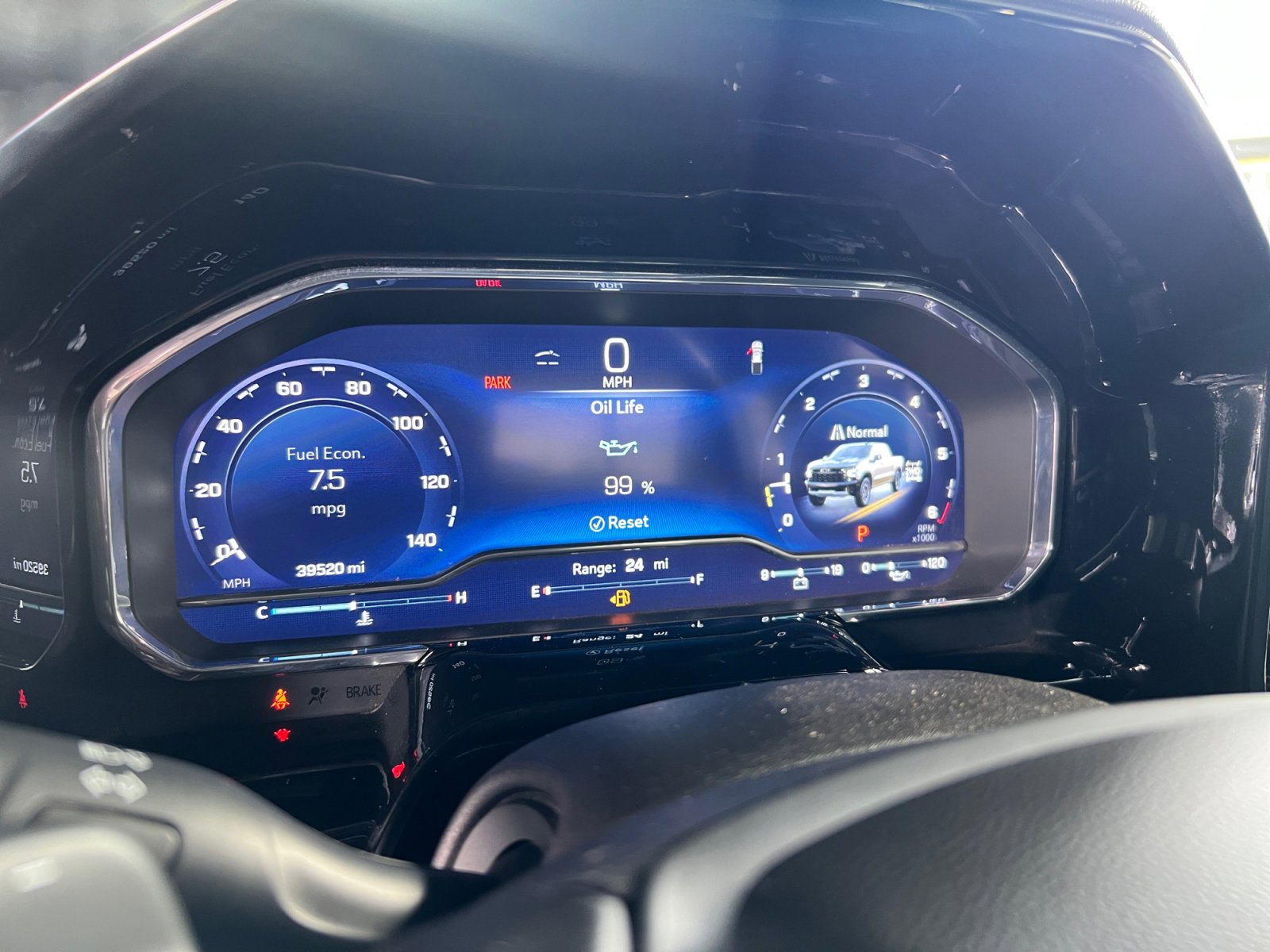 Used 2022 Chevrolet Silverado 1500 ZR2 w/ Technology Package image 17