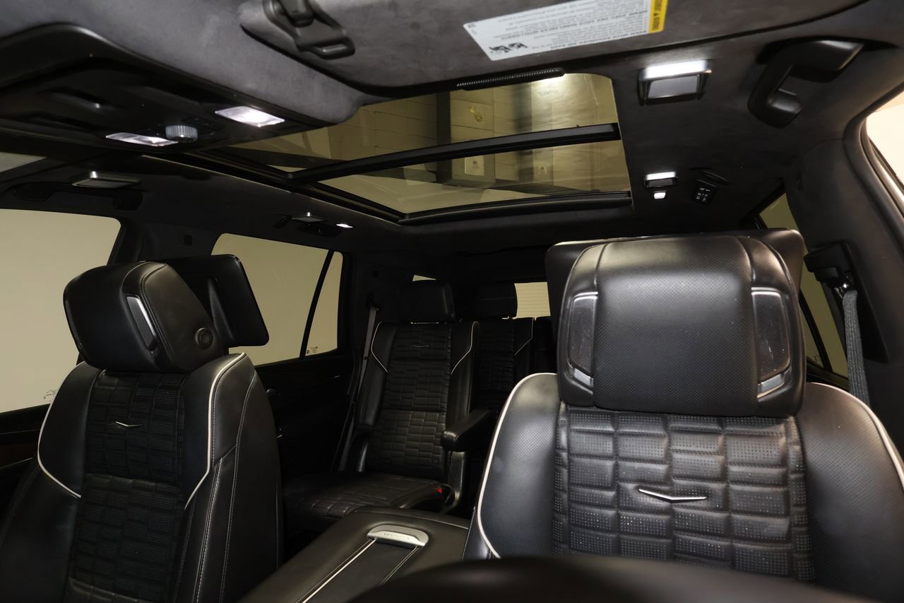 Certified 2024 Cadillac Escalade Sport Platinum w/ LPO, ONYX Package AWD/4WD image 19