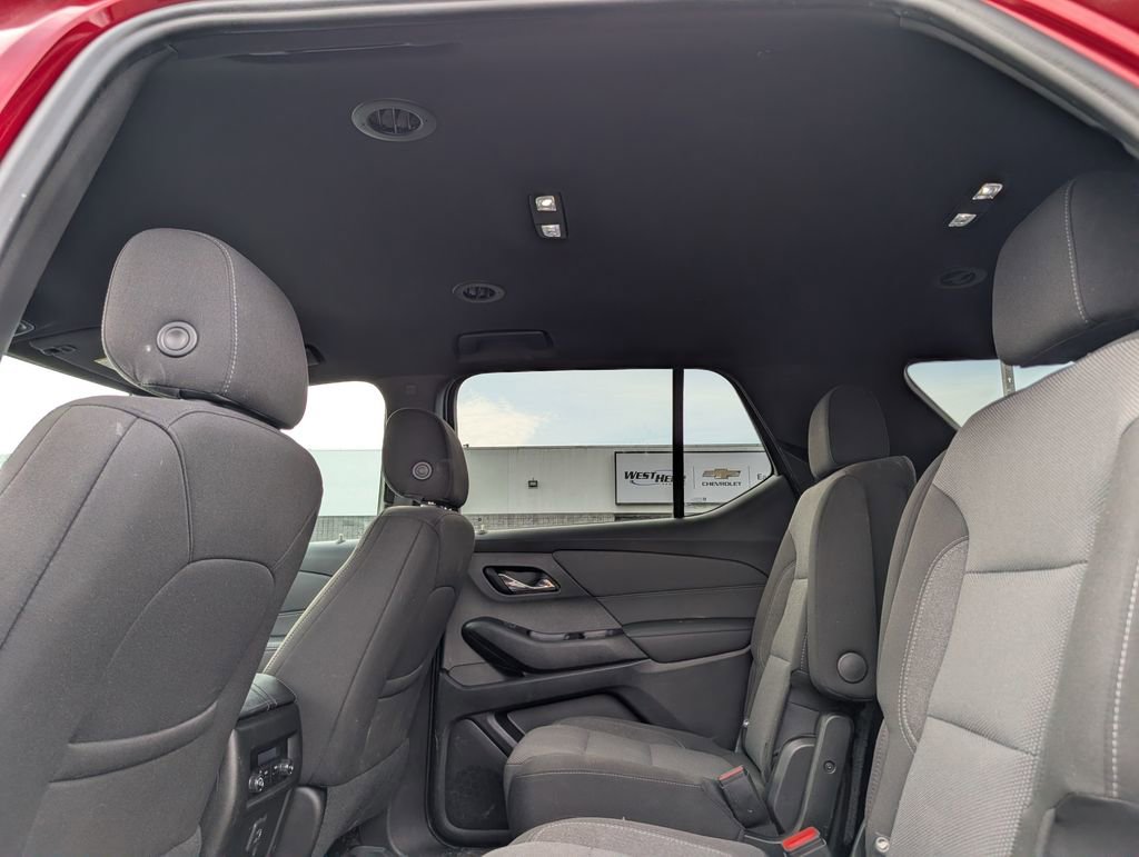 Used 2023 Chevrolet Traverse LT w/ LPO, Floor Liner Package image 10