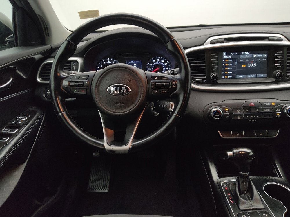 Used 2017 Kia Sorento FWD w/ LX Convenience Package image 22