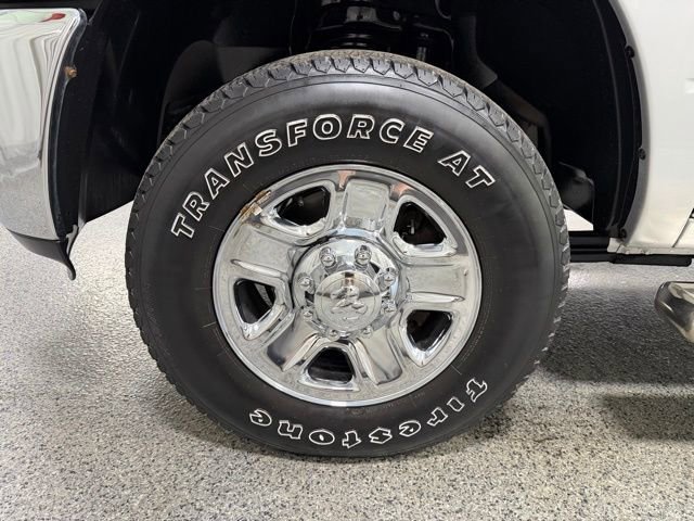 Used 2018 RAM 3500 SLT AWD/4WD image 23