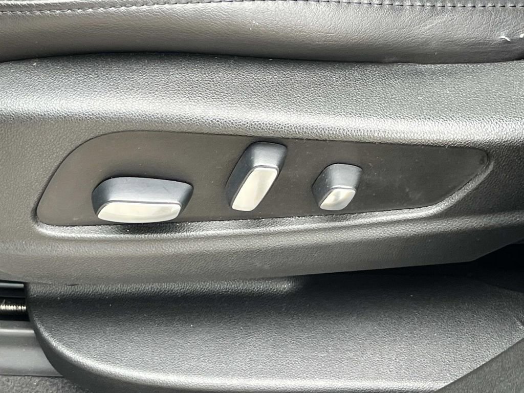 Used 2019 Cadillac XT5 Luxury image 22