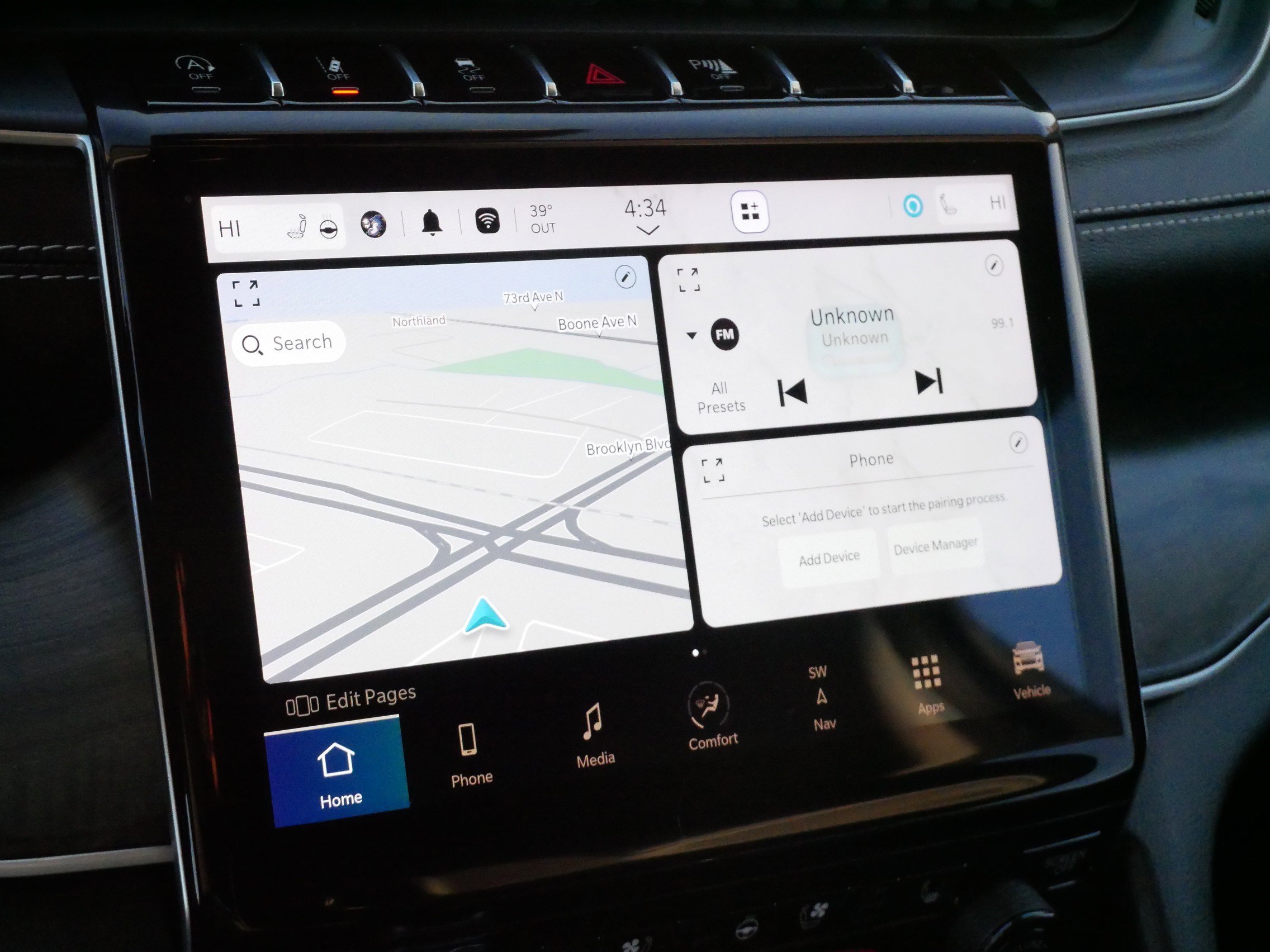 Used 2023 Jeep Grand Cherokee Limited w/ Luxury Tech Group II image 22