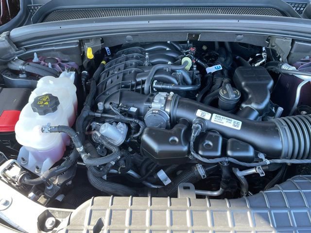 Used 2024 Jeep Grand Cherokee Altitude image 34