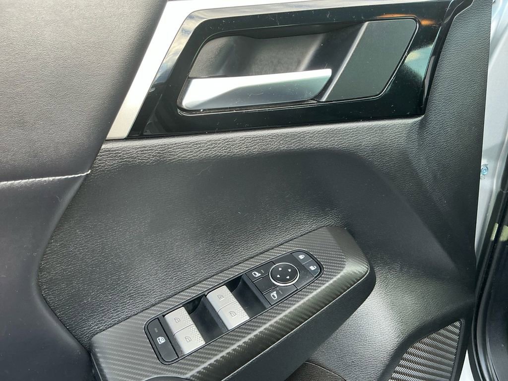 Used 2022 Mitsubishi Outlander SEL Black Edition image 11