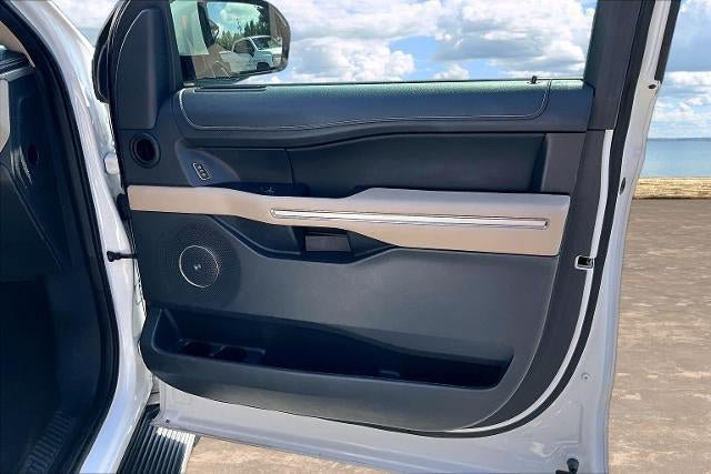 Used 2022 Ford Expedition Max Limited RWD image 25